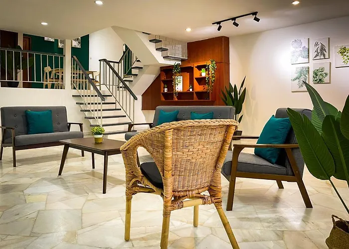 Lake View 53 Heritage 4Br By Louis Taiping